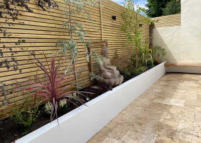 Raised bed in block and render